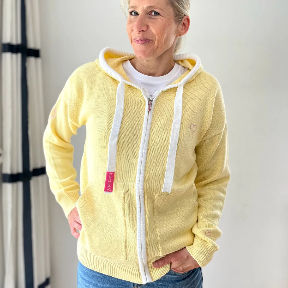 Herzlein® Strickjacke in Zitrone