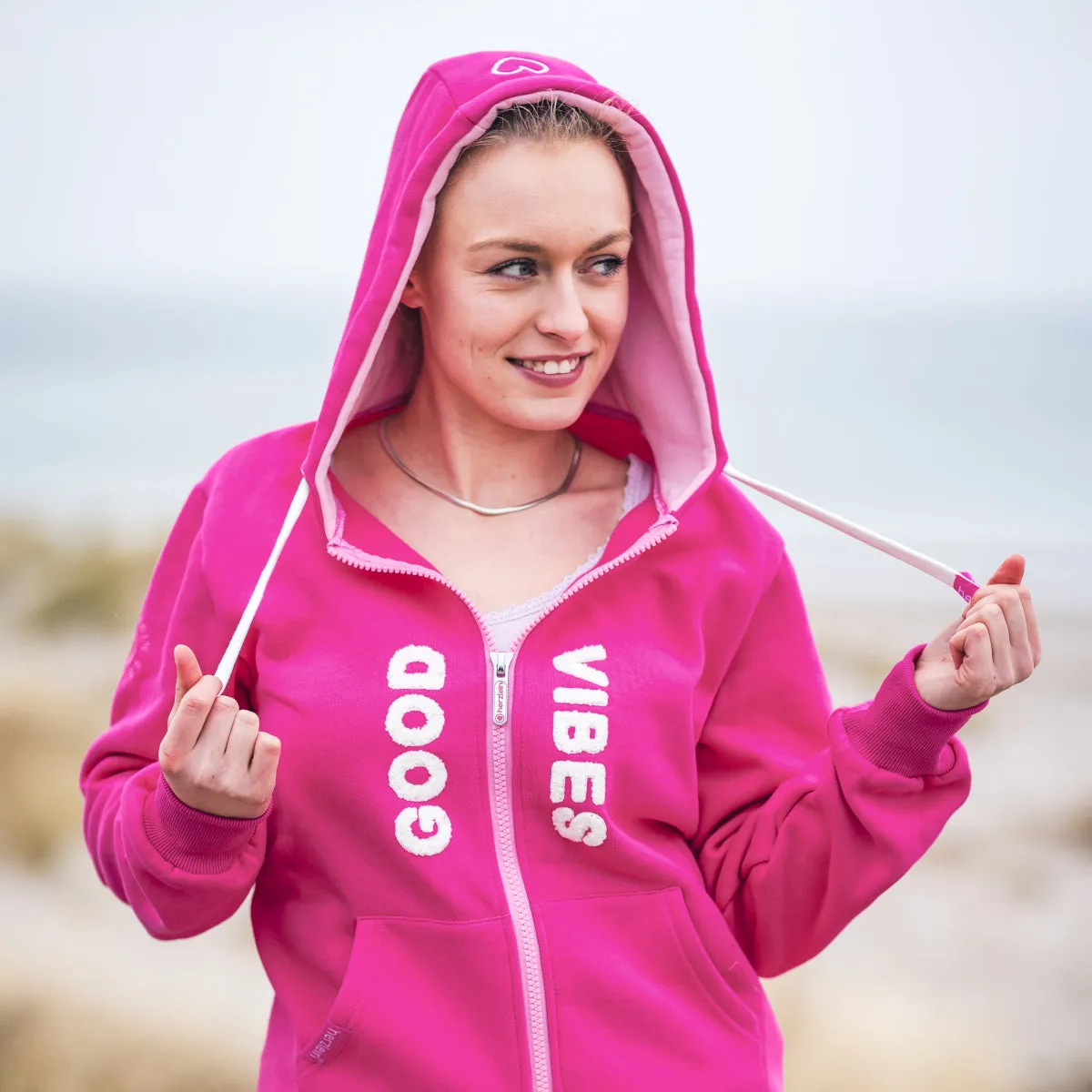 Herzlein® Sweatjacke "GOOD VIBES" in Pink