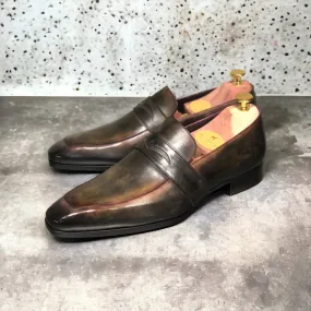 IT02 "COLLECTORS" MOCASSIN PENNY LOAFER